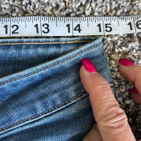 Lee Women’s Classic Fit Jeans Pre-loved and good condition - Picture 8 of 10